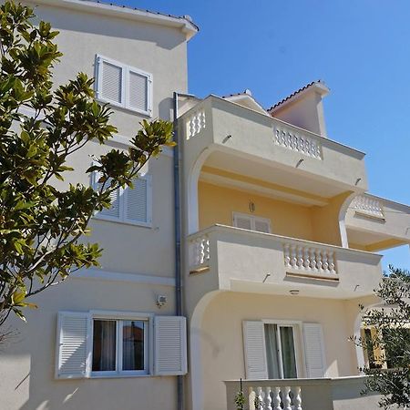Apartments Sandra Sukošan Buitenkant foto